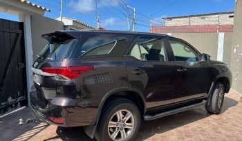 TOYOTA FORTUNER 2020 4X4  2.7 AUTOMATICO lleno