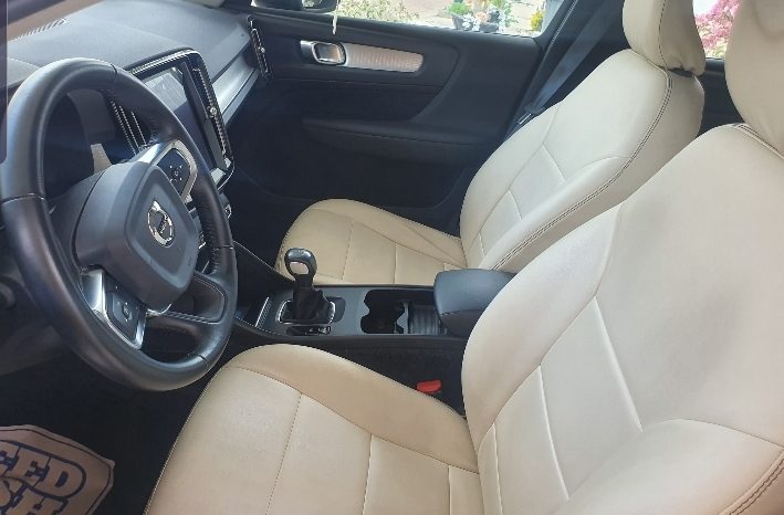 VOLVO CX40 T3 MANUAL 4X2 1.5 2019 lleno