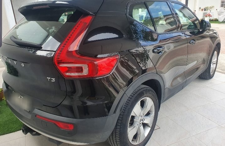 VOLVO CX40 T3 MANUAL 4X2 1.5 2019 lleno
