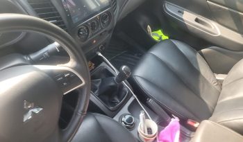 MITSUBISHI SEMINUEVA L200 4X4 DIESEL GLX 2023 lleno